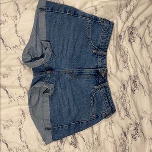 Basic Light/Medium Wash Shorts